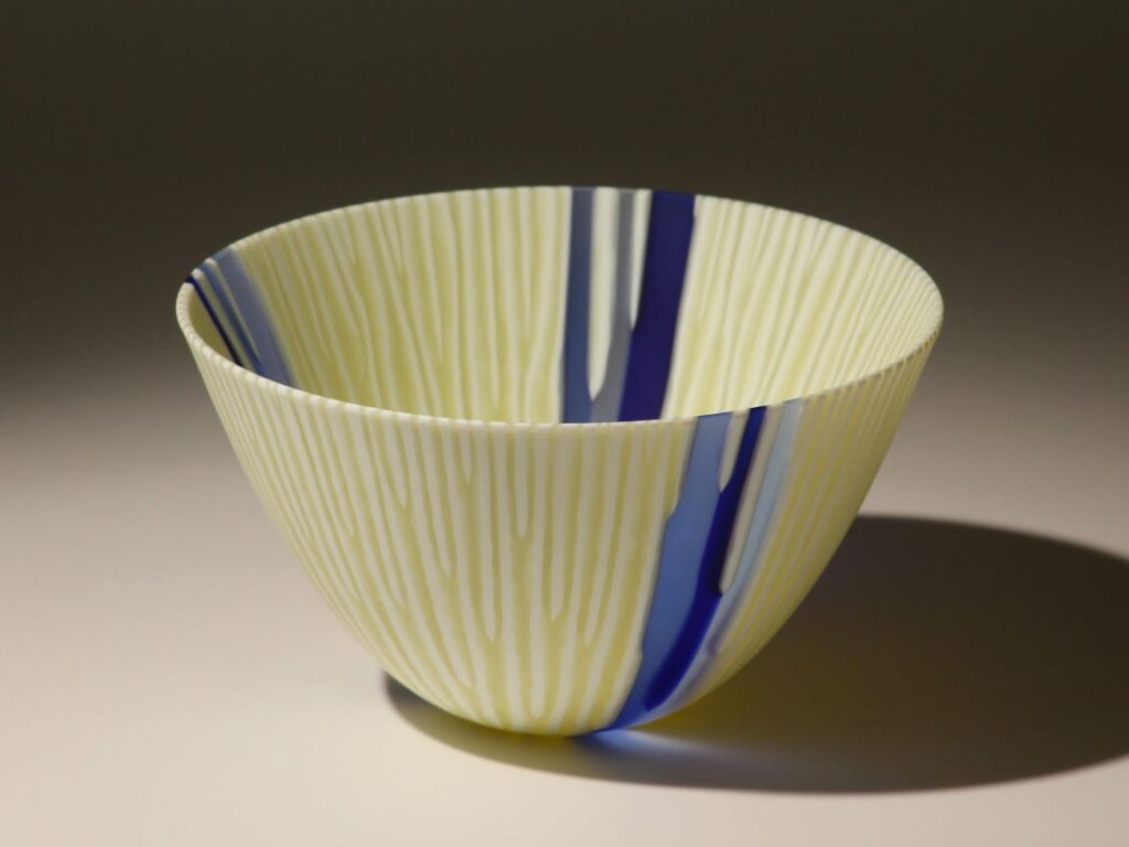 Vanilla Radial Bowl with Blues