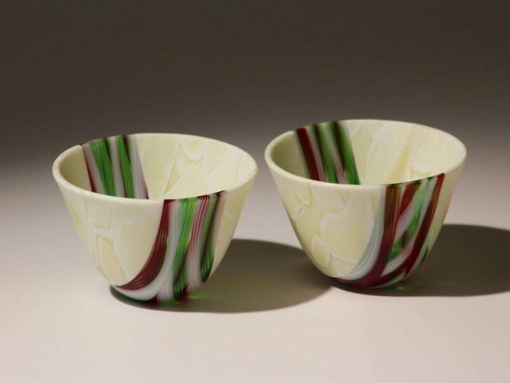 Mini-Bowls in Jumble with Garnet & Kelly Twisties